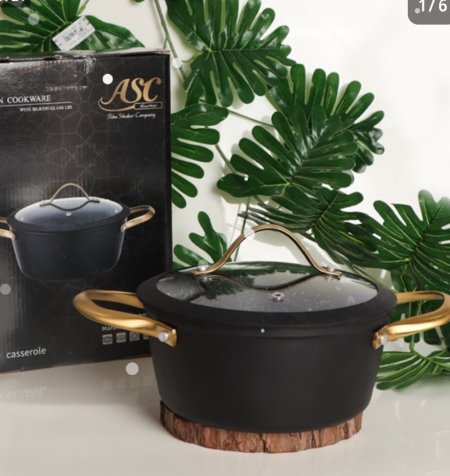 طنجره 26سم اسود ماط يدين ذهبي غطا زجاج %ط5 FC-0526