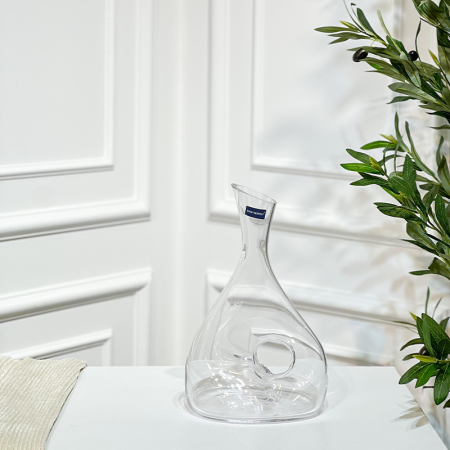 كوز ماء زجاج 30سم بعنق ويد داخله ZD56/13=ر62