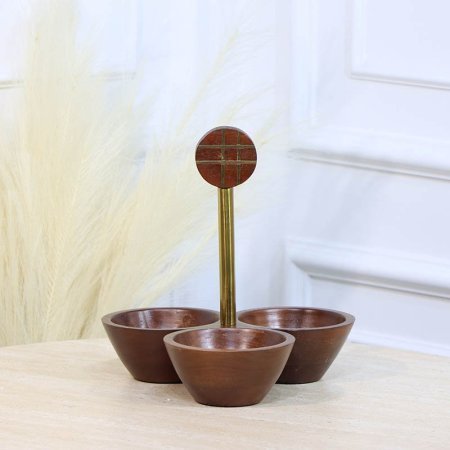 مضيفه 3 عين خشب هندي مدور مسكه نحاس ذهبي 12o% HO202462